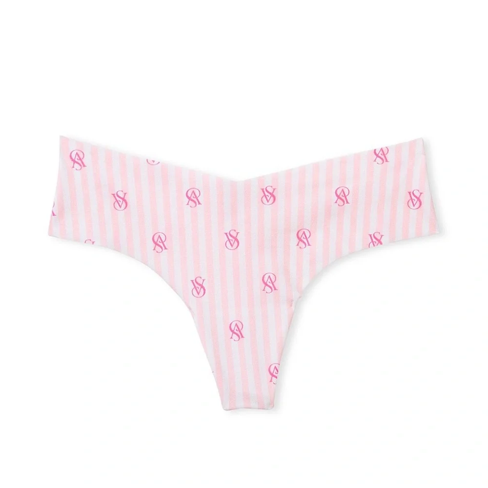 NEW! VS PINK NO SHOW THONG PANTY 💕